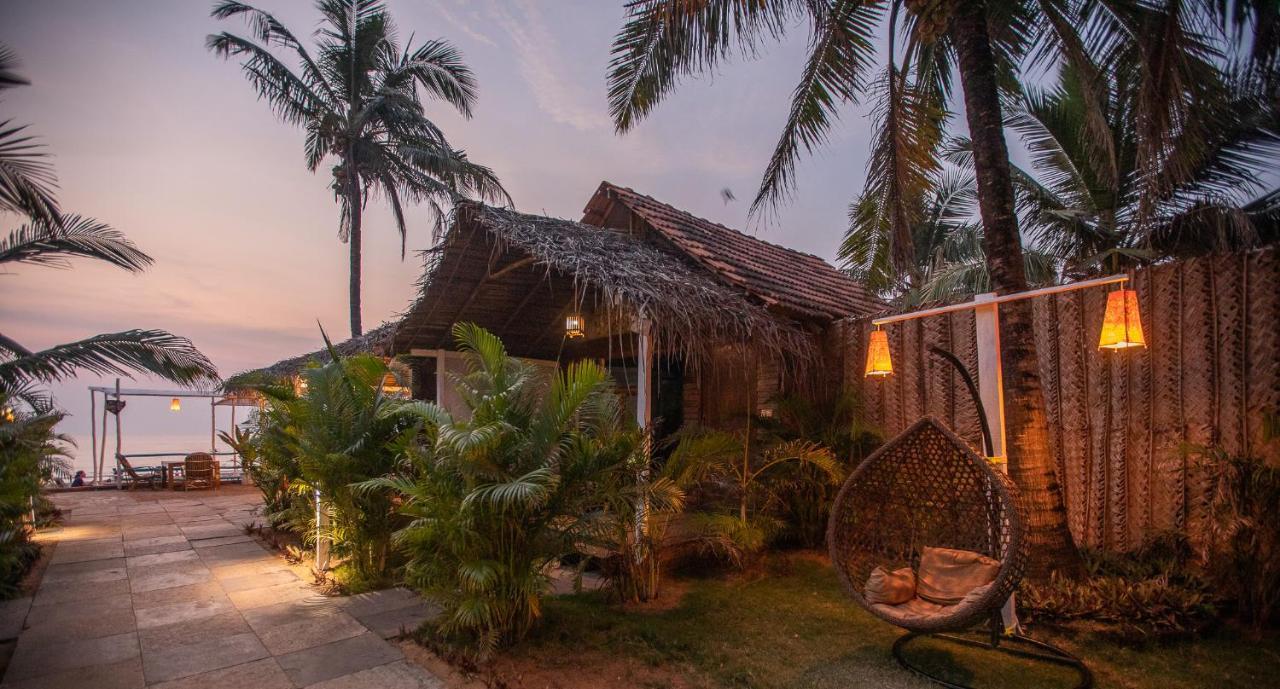 Agonda Shell Beach Resort Канкон Экстерьер фото