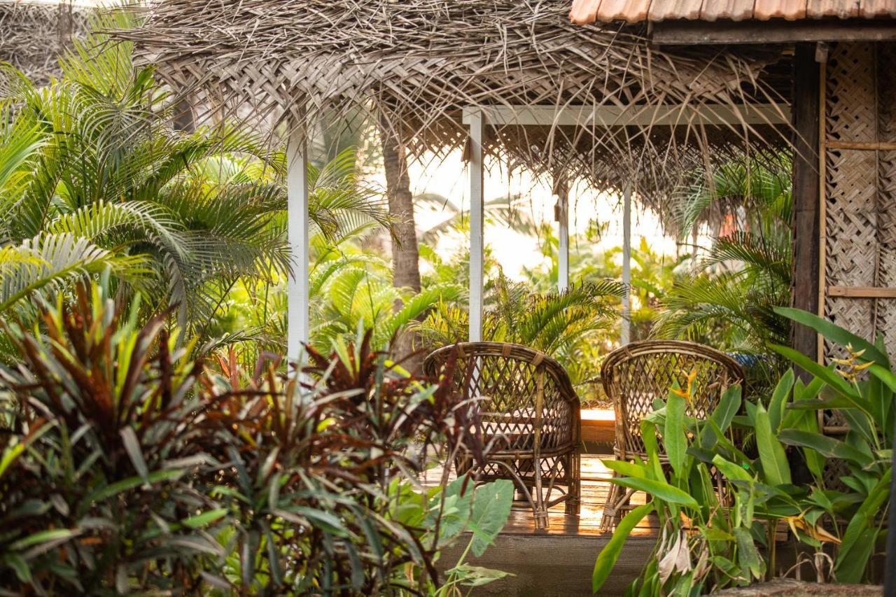 Agonda Shell Beach Resort Канкон Экстерьер фото